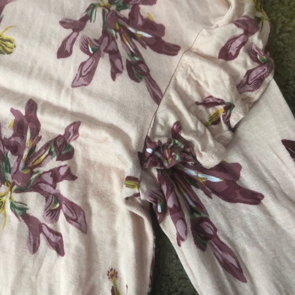 Floral blouse - Picture 3 of 4